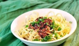 凉皮凉面爆料怎么做视频,夏日清爽美食轻松学